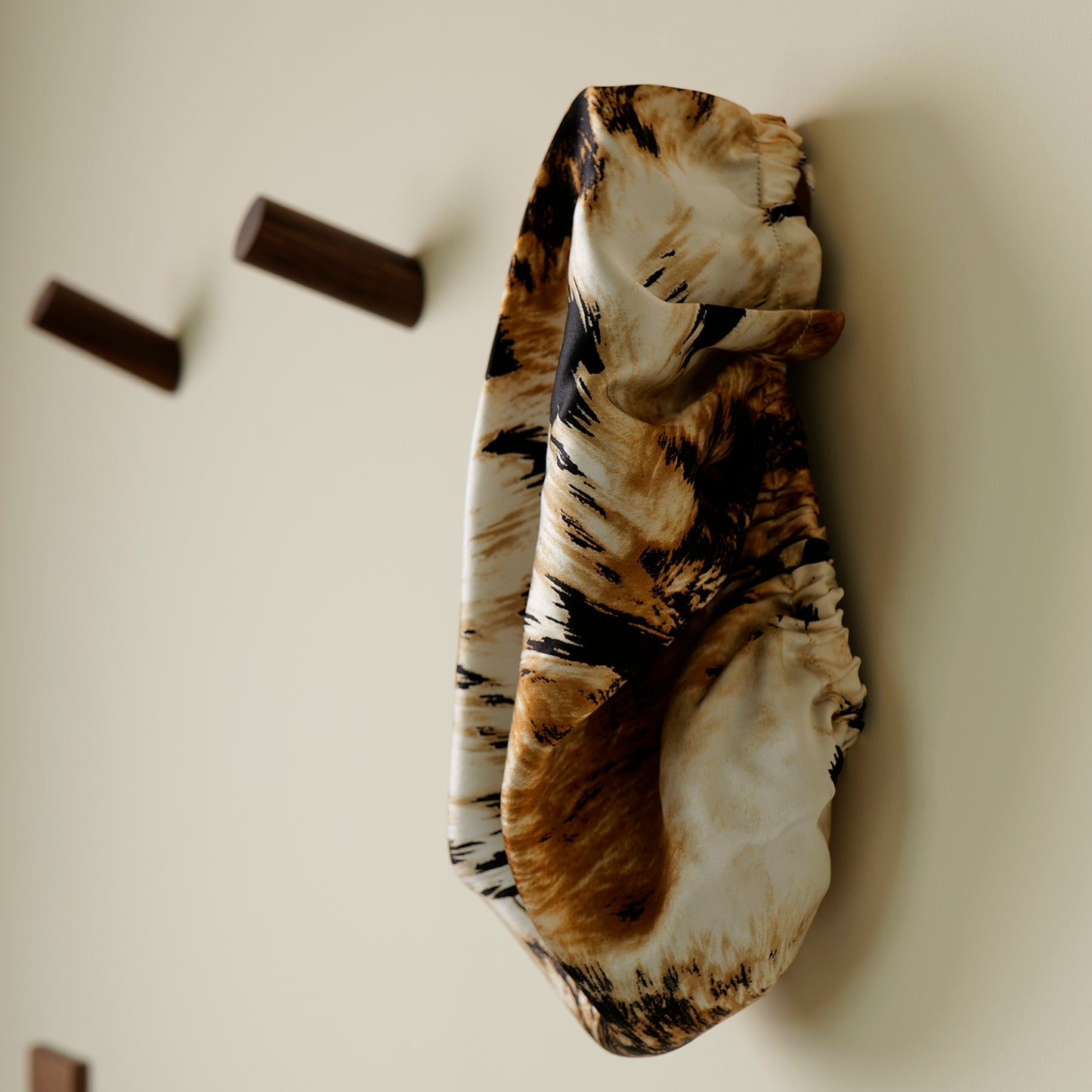 Pure Mulberry Silk Hair Bonnet Leopard | Double Layer Reversible with Silk Lining | Adjustable Elastic | 100% Silk 22 Momme | Night Bonnet Gift