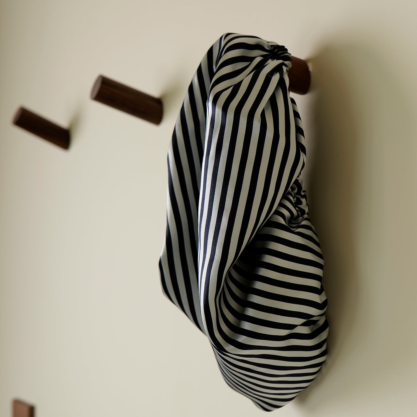 Pure Mulberry Silk Hair Bonnet Film Noir | Double Layer Reversible with Silk Lining | Adjustable Elastic | 100% Silk 22 Momme | Night Bonnet Gift