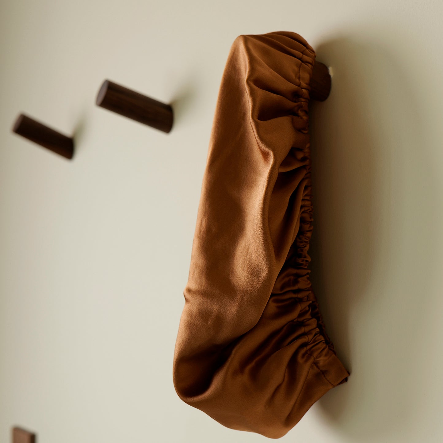 Pure Mulberry Silk Hair Bonnet Camel | Single Layer with Adjustable Elastic | 100% Silk 22 Momme | Sleeping Bonnet Gift