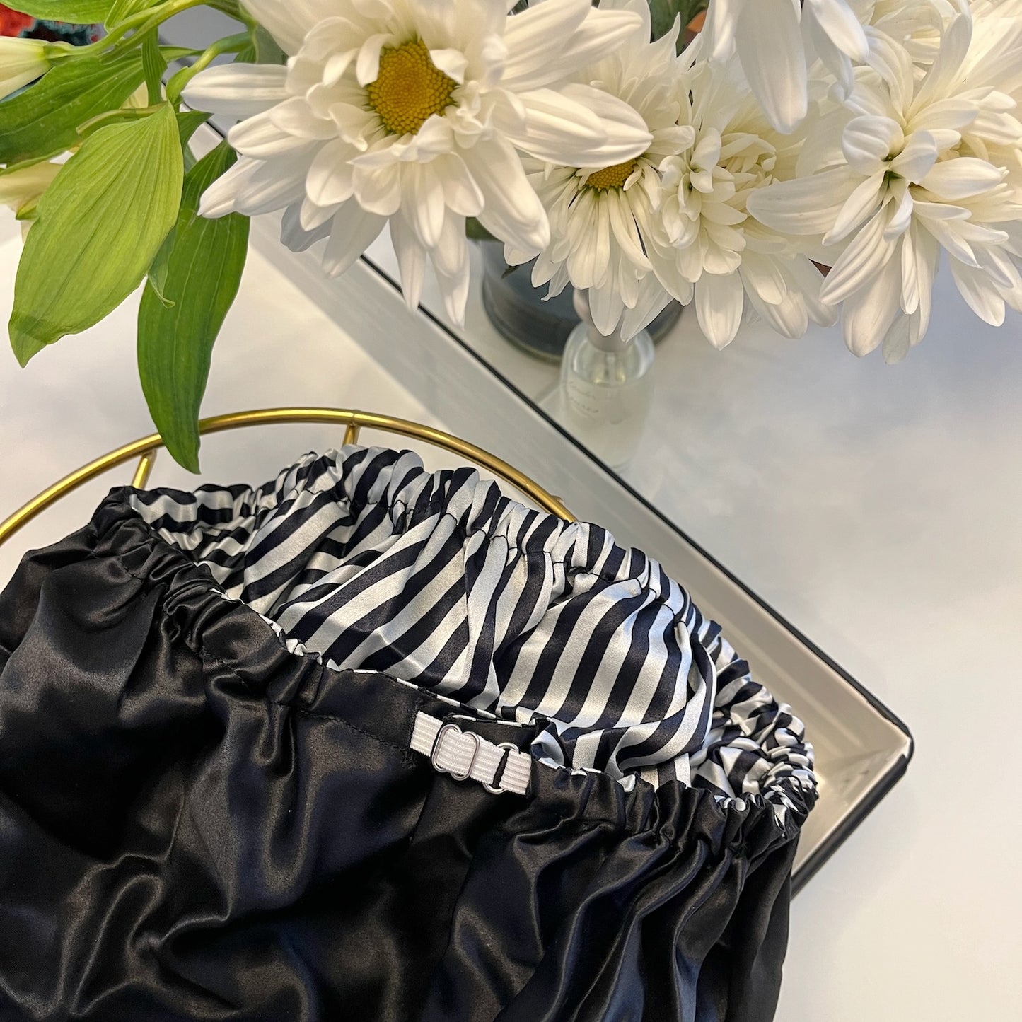 Pure Mulberry Silk Hair Bonnet Film Noir | Double Layer Reversible with Silk Lining | Adjustable Elastic | 100% Silk 22 Momme | Night Bonnet Gift