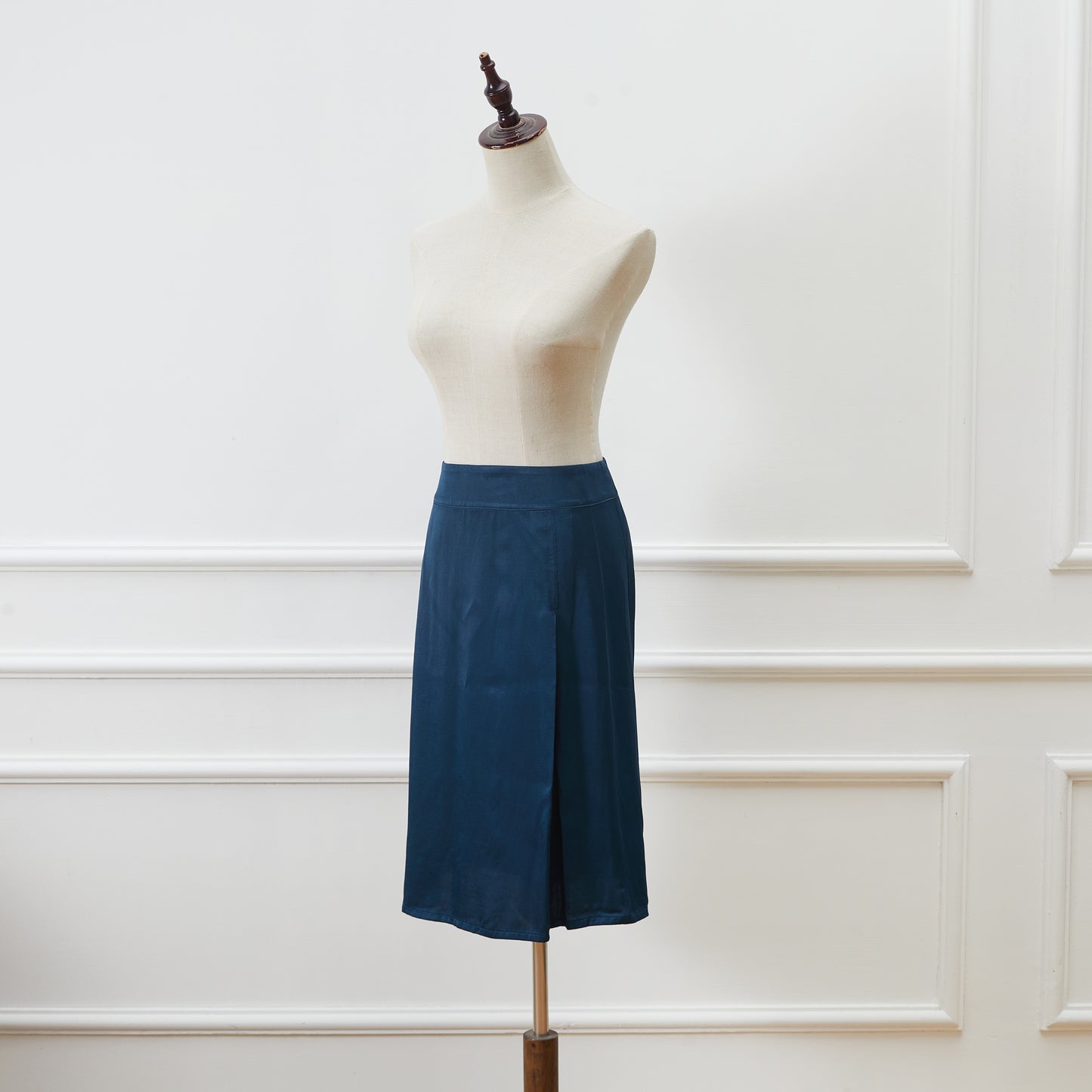 Custom Silk Skirt Clara | Knee Length Business Casual Skirt