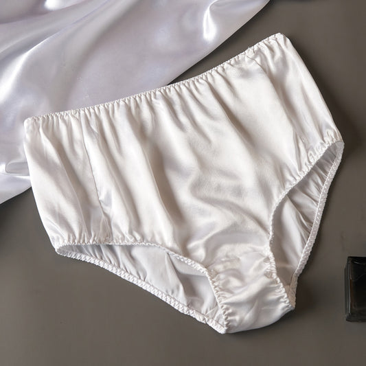 Sample Pure Silk French Cut Pantie Size S | Pearl White | Mulberry Silk Pantie