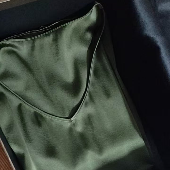 Custom Pure Mulberry Silk Men's Top | Sleeveless and Relaxed Fit | 19 Momme | Soar Collection