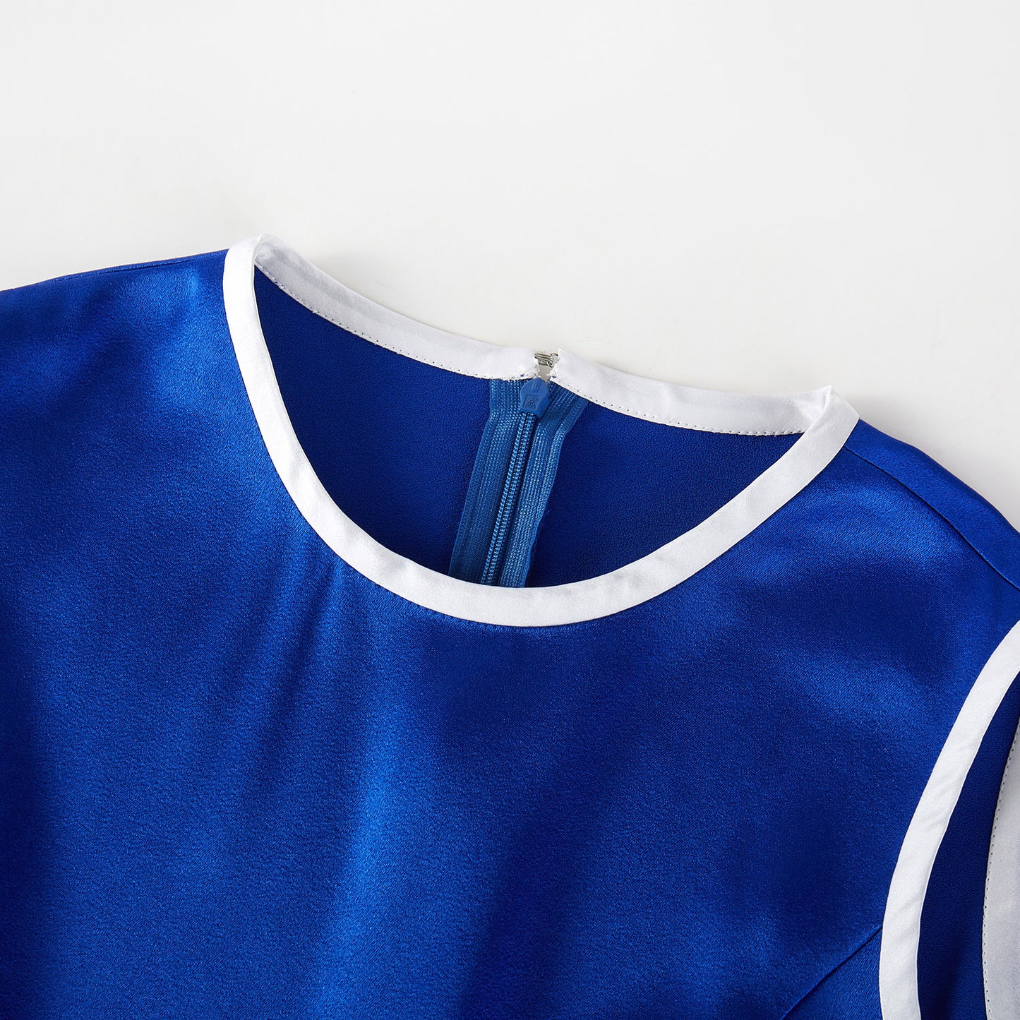 Custom Silk Dress Julie | Knee Length Business Casual Dress with Pockets