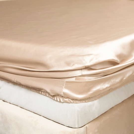 Beige Pure Mulberry Silk Seamless Flat Sheet, Fitted Sheet and Duvet | Full, Queen, King, California King and 4-Piece Set | 22 Momme | Float Collection